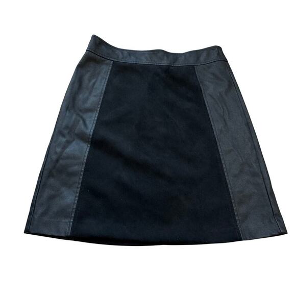 Ann Taylor LOFT Faux Leather mini Skirt, size 6T, TALL/LONG; Black - Picture 1 of 7